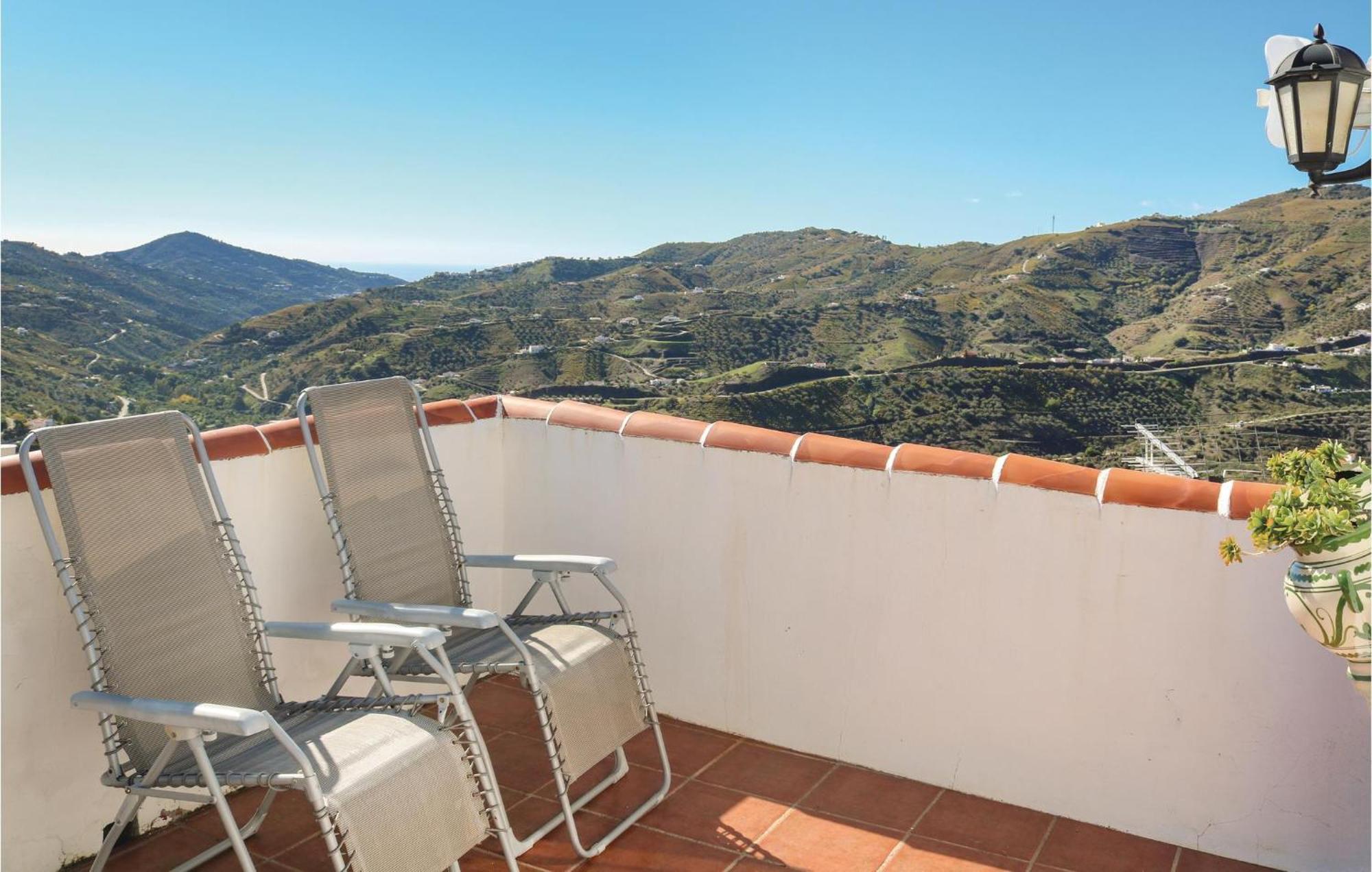 Nice Home In Canillas De Albaida With Wifi エクステリア 写真