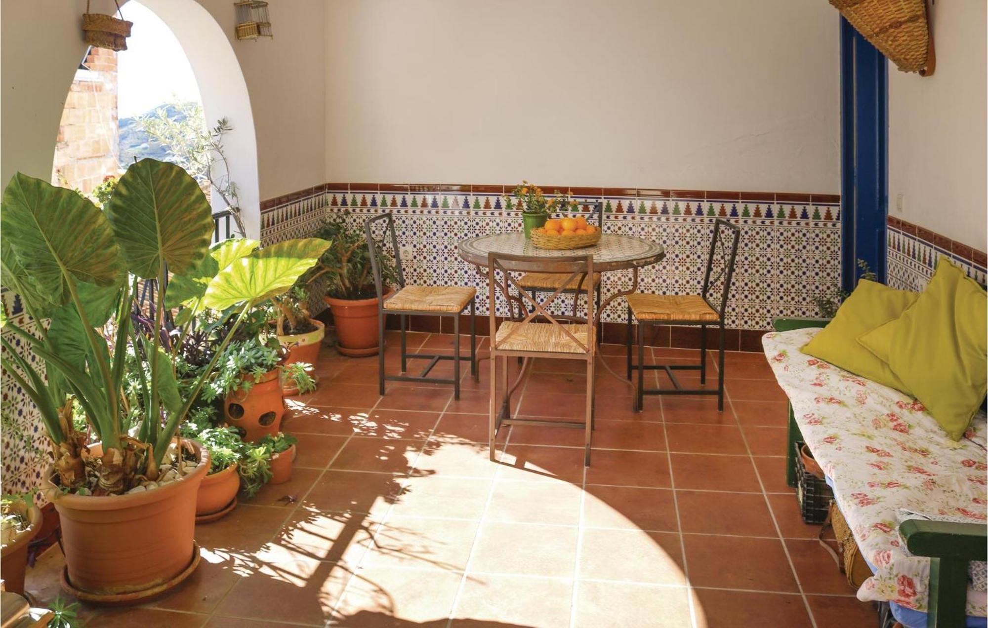 Nice Home In Canillas De Albaida With Wifi エクステリア 写真