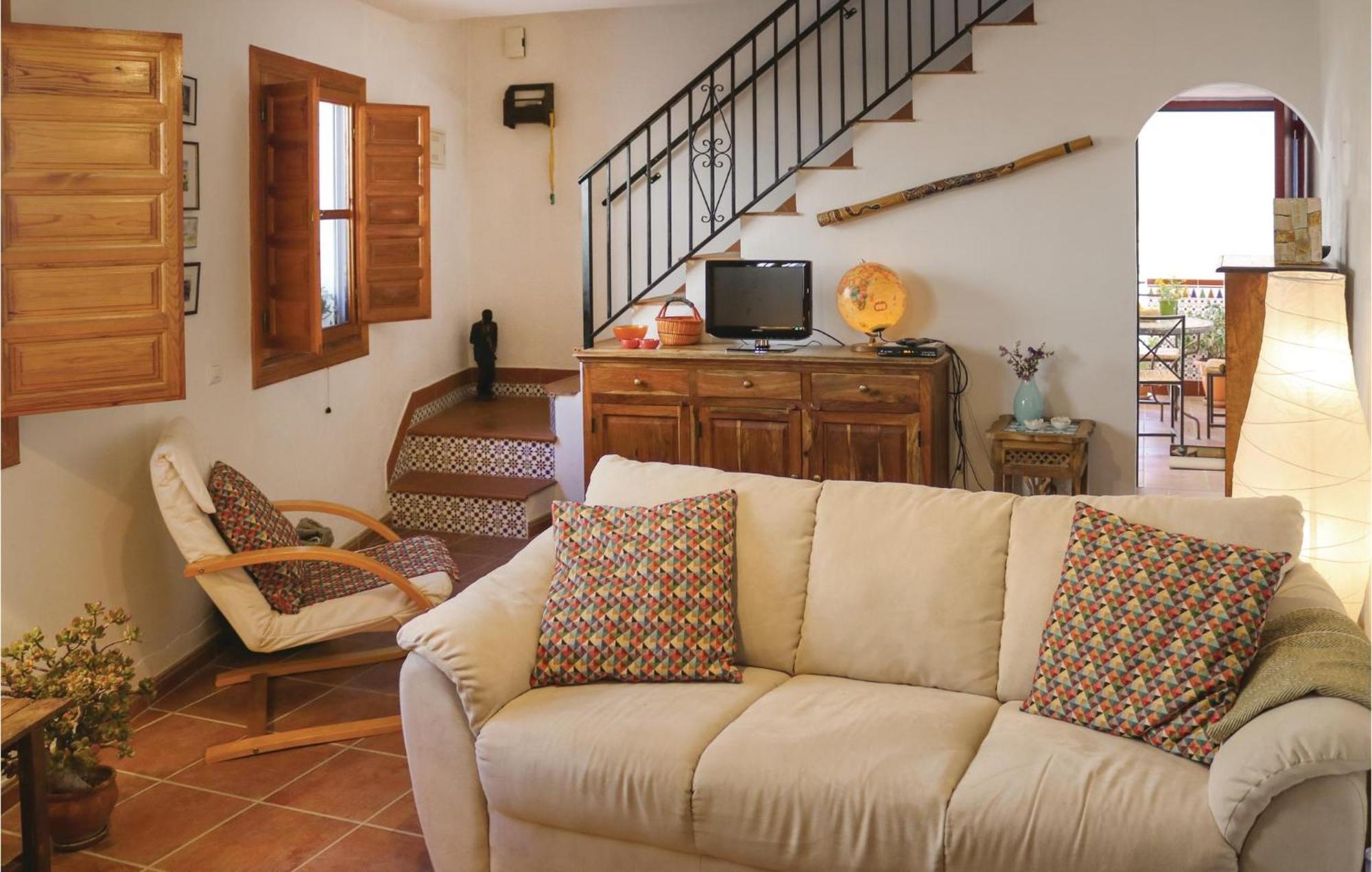 Nice Home In Canillas De Albaida With Wifi エクステリア 写真